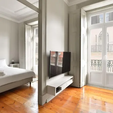 Big Stunning Apartment
